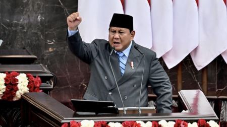 Presiden Prabowo Dijadwalkan Kunker ke Palembang di Tengah Kepungan Asap Karhutla Sumsel