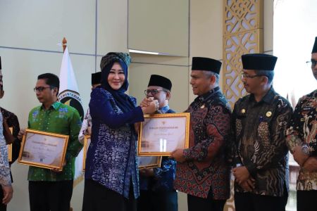 Pemkab Pasaman Barat Raih Penghargaan dari Kementerian Haji dan Umrah atas Pelayanan Jemaah Haji 2026