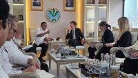 Sambut Delegasi Investor AS, Menteri LH Jumhur Hidayat Sebut Prabowo 'Presiden Paling Hijau' ​