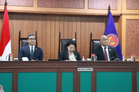 KPPU Periksa Tiga Pimpinan Perusahaan Soal Dugaan Persekongkolan Tender Geomembrane PHR
