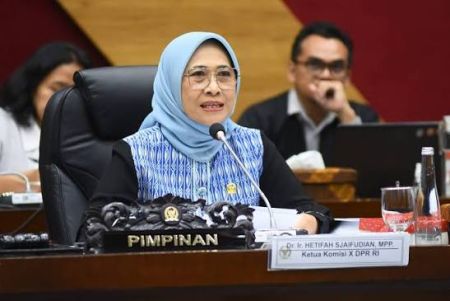 Tak Disebutkan dalam Pidato Presiden, Komisi X DPR Tekankan Anggaran Kesejahteraan Guru