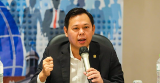 Ketua DPD RI Minta APH Usut Tuntas Pelaku Karhutla, Soroti Cuaca Ekstrem dan Dampak Ekologi