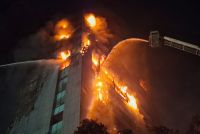 Gedung Bapenda DKI Jakarta Terbakar Hebat, Terdengar Dua Kali Ledakan