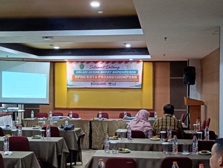 Rapat Bapemperda Padangsidimpuan Digelar di Medan, Pengamat USU Soroti Efektivitas dan Transparansi Anggaran