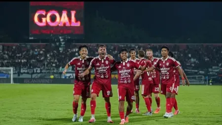 Jelang Lawan Borneo FC, Johnny Jansen Ungkap Perkembangan Dua Pemain Muda Bali United