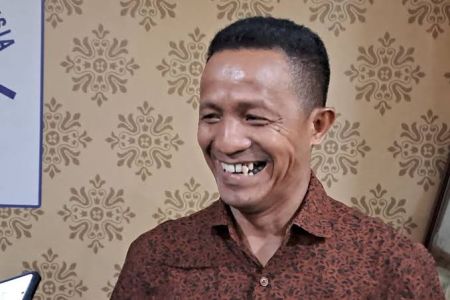 Paripurna DPR Sahkan 4 RUU, Formappi: Anggota Cuma Teriak Setuju Seperti Robot