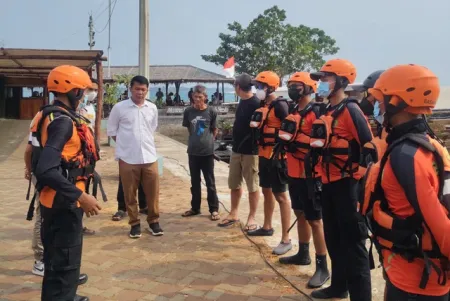 Dua Drone Termal Dikerahkan Cari 5 Wartawan yang Hilang Kontak di Anak Krakatau