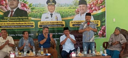 Sugiat Santoso dan Pemkab Deliserdang Fasilitasi Pengembangan Bawang Merah di Pesantren Al Hidayah