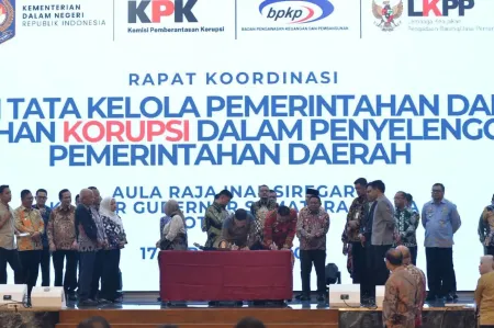 Bupati Madina dan Ketua DPRD Teken Komitmen Pencegahan Korupsi