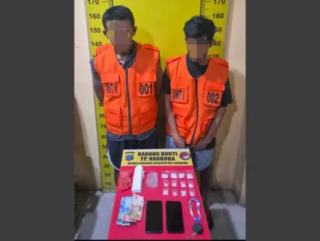 Polresta Deliserdang Ringkus Dua Pengedar Sabu di Pantai Labu, Sita 31 Gram Barang Bukti