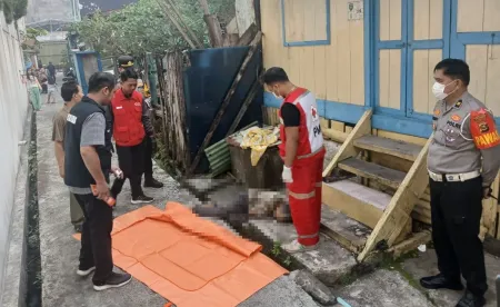 Geger! Mayat Pria Tanpa Identitas Ditemukan di Depan Rumah Warga Kepandean Baru Palembang