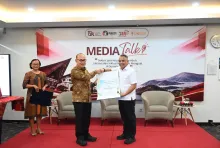 Bank Sumut Raih Penghargaan OJK sebagai Bank Teraktif Literasi Keuangan ​