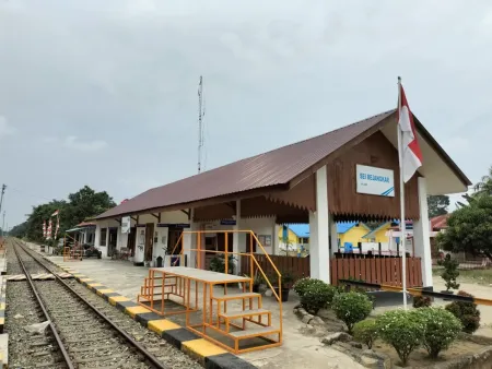 Menembus Zaman, Stasiun Sei Bejangkar Terus Setia Layani Mobilitas Warga Batubara Sejak 1915