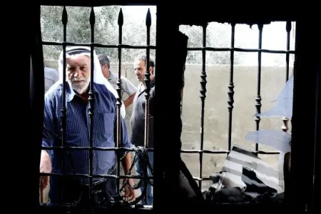 Pemukim Israel Merusuh di Desa Tepi Barat, Halangi Kepulangan Keluarga Palestina
