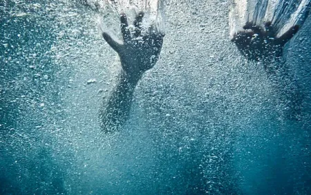 Terpeleset, Bocah 8 Tahun Hanyut di Sungai Sei Sikambing Medan