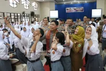 Cegah Bullying, Kapolda Sumsel Gelar Polidik di SMKN 6 Palembang