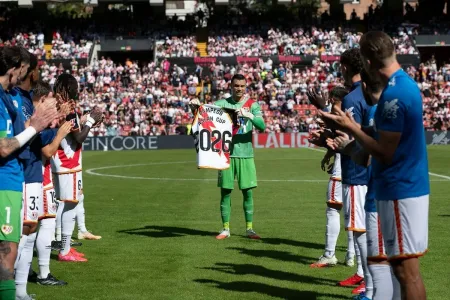 Emil Audero Dapat Guard of Honour di Spanyol Usai Bawa Indonesia Juara ASEAN Cup 2026
