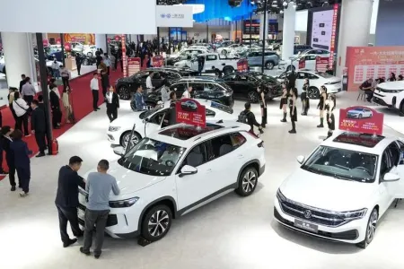Tiongkok Desak Produsen Mobil, Hentikan Perang Harga dan Perketat Keamanan