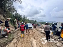 Evakuasi Truk dan Perbaikan Longsor Rampung, Jalur Sipirok–Tarutung Sudah Bisa Dilintasi Kendaraan