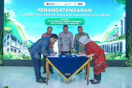 Pupuk Indonesia Tekan Impor Melalui Pabrik Soda Ash ​