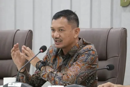 Anggota DPR Indrajaya Sebut Sanksi Administratif Karhutla Tak Buat Jera