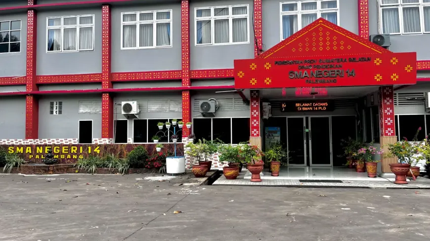 SMA Negeri 14 Palembang yang terpilih menjadi Program Tanggung Jawab Sosial dan Lingkungan (TJSL/CSR) Pertamina Patra Niaga Regional Sumbagsel melalui Aviation Fuel Terminal (AFT) SMB II bertajuk Sekolah Energi Berdikari (SEB).