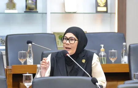Sarmuji Jadi Menteri Perindustrian, Eva Monalisa: Program Strategis Harus Dikebut, Jangan Terputus