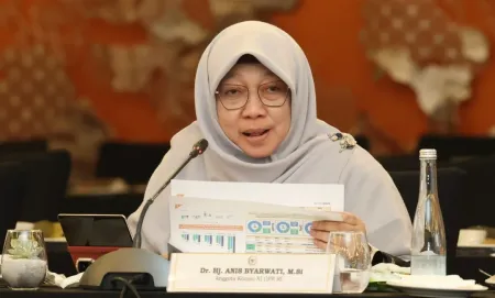 Anis Byarwati Desak Penguatan Pengawasan untuk Cegah BPR dan BPRS Kolaps