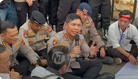 Berkah Hujan di Palembang, Kapolda Sumsel Ajak Warga Bersyukur