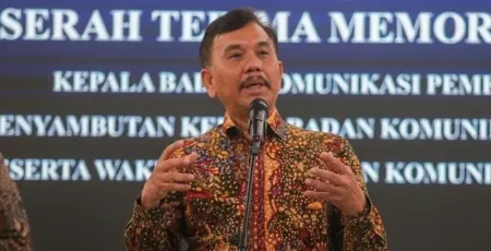 Bela Syahganda Nainggolan, Luhut Siahaan: Pejabat Malaysia Jangan Baper