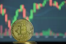 Pasar Kripto Hari Ini: Bitcoin Naik Tipis ke $84 Ribu, LayerZero Meroket 14 Persen