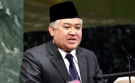 Din Syamsuddin Desak Prabowo Ambil Sikap Tegas Soal Gibran