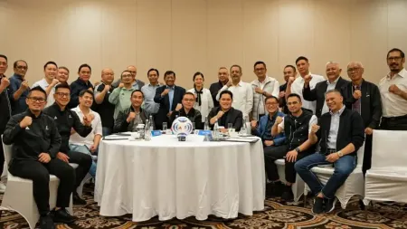 Kapolri, DPR, dan PSSI Kumpul Bareng 18 Pemilik Klub, Ada Apa dengan Super League?