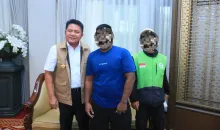 Hadiahi Driver Ojol Rp10 Juta, Gubernur Sumsel Tepati Janji Sayembara Pelapor Pembakar Lahan