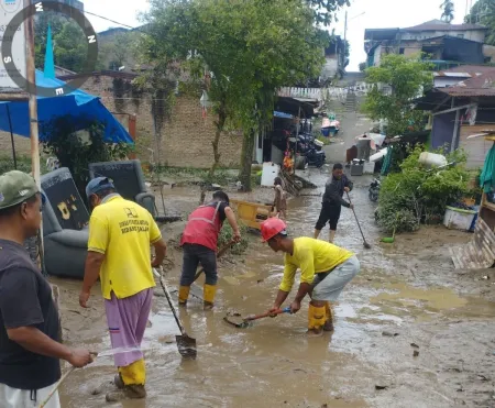Pemko Medan Bersihkan Fasum dan Rumah Ibadah Pascabanjir