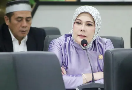 DPR Desak Pemerintah Perkuat Perlindungan UMKM dari Impor Ilegal dan Persaingan Tidak Sehat