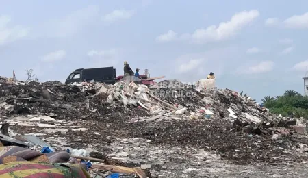 Dulu Sawah Hijau, Kini Jadi Gunungan Sampah: TPA Liar di Medan Deli Bikin Warga Resah