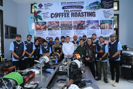 Kemnaker Targetkan 70 Persen Lulusan Vokasi Tersebar di Dunia Kerja