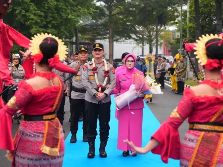 Penyambutan Kapolda Sumut Irjen Pol Sonny Irawan: Tekankan Pelayanan Tulus dan Soliditas