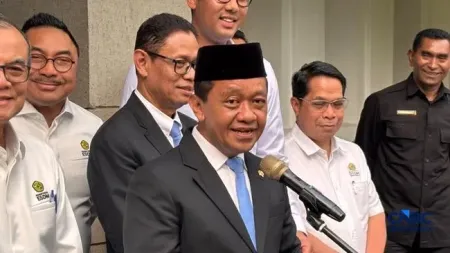 Bahlil Rangkap Jabatan Menko dan Menteri ESDM: Gaji Saya Tetap Satu, Disisihkan untuk yang Membutuhkan