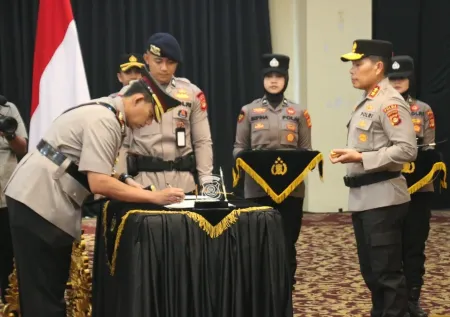 Kapolda Sumsel Pimpin Sertijab PJU dan Kapolres, Tekankan Pengawalan Program Prioritas Presiden