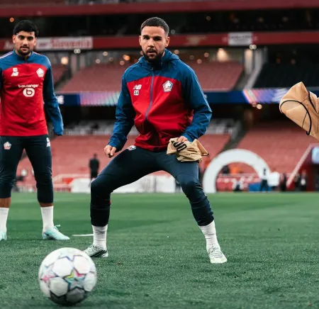 Tantang Arsenal, Calvin Verdonk Siap Ukir Sejarah Pemain Indonesia Pertama di Liga Champions