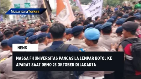 Massa FH Universitas Pancasila Lempar Botol ke Aparat saat Demo 28 Oktober di Jakarta