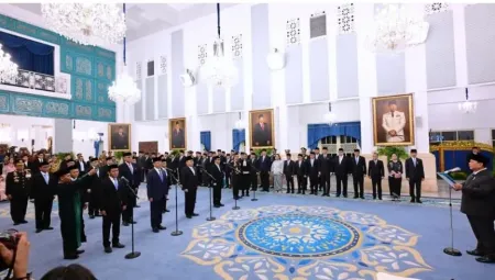 Presiden Prabowo Lantik 10 Menteri dan Wakil Menteri Baru di Istana Negara